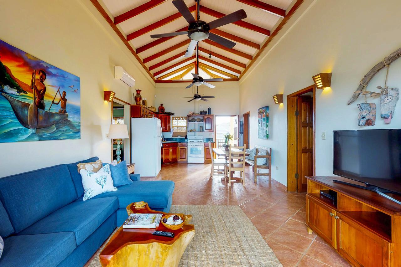 Mirasol VillaPlacencia エクステリア 写真