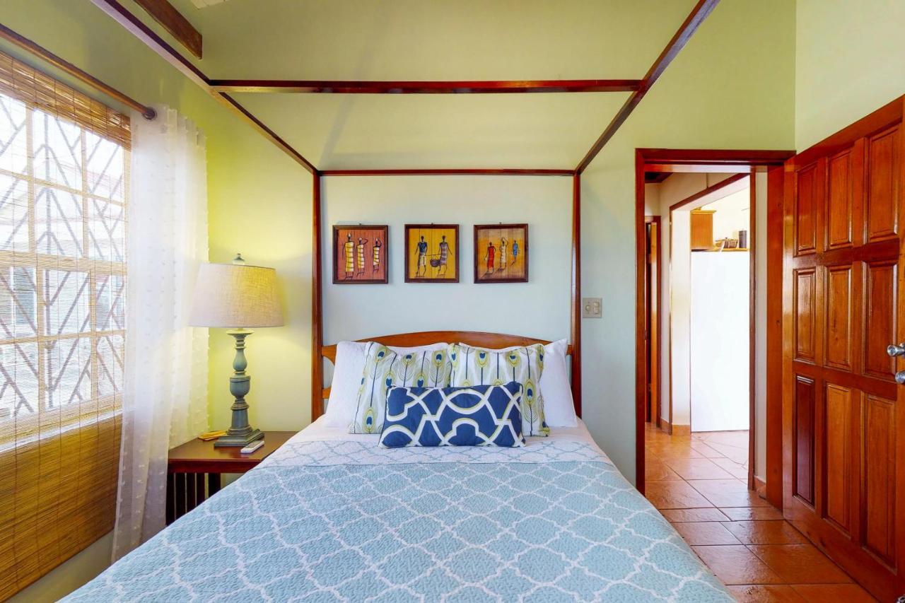 Mirasol VillaPlacencia エクステリア 写真