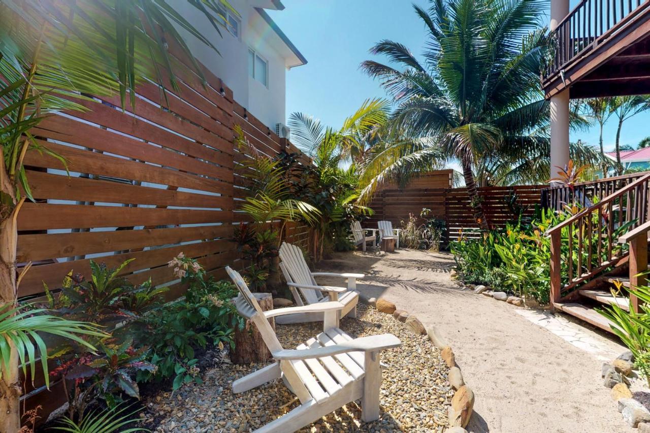 Mirasol VillaPlacencia エクステリア 写真